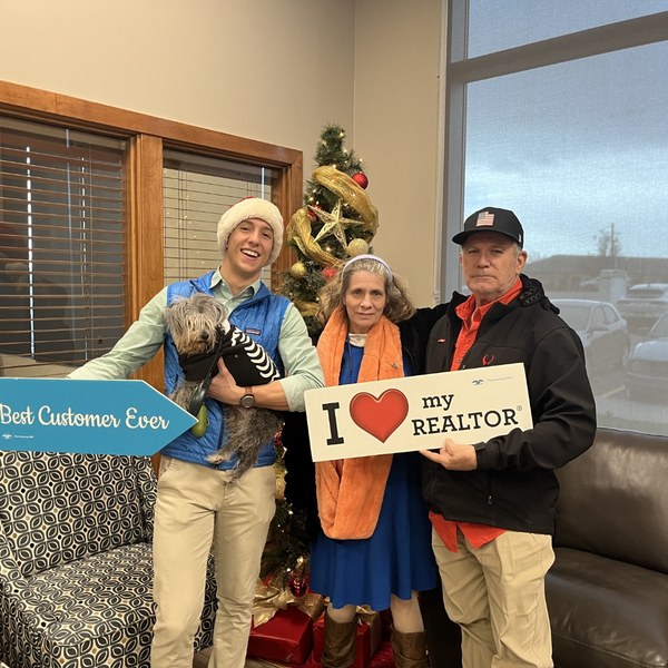 Closing day photo with clients