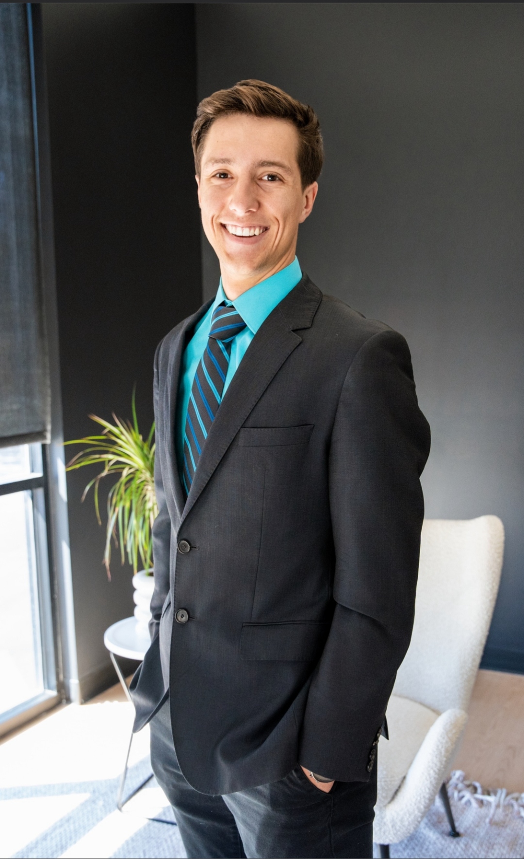 Mark Curry professional headshot in dark suit